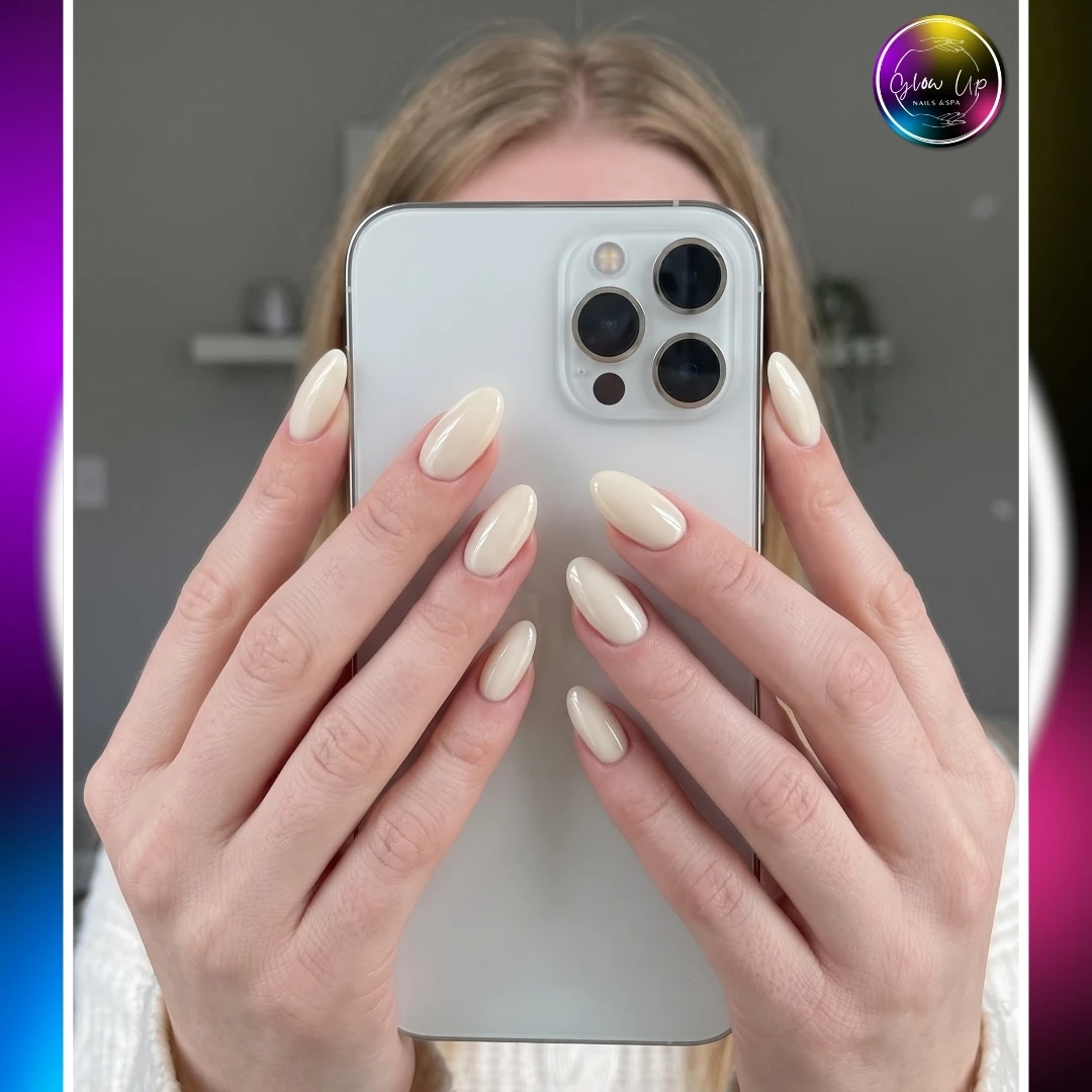 Trending nails art